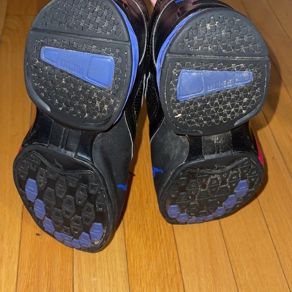 Ladies Puma Sneakers - Picture 7 of 7